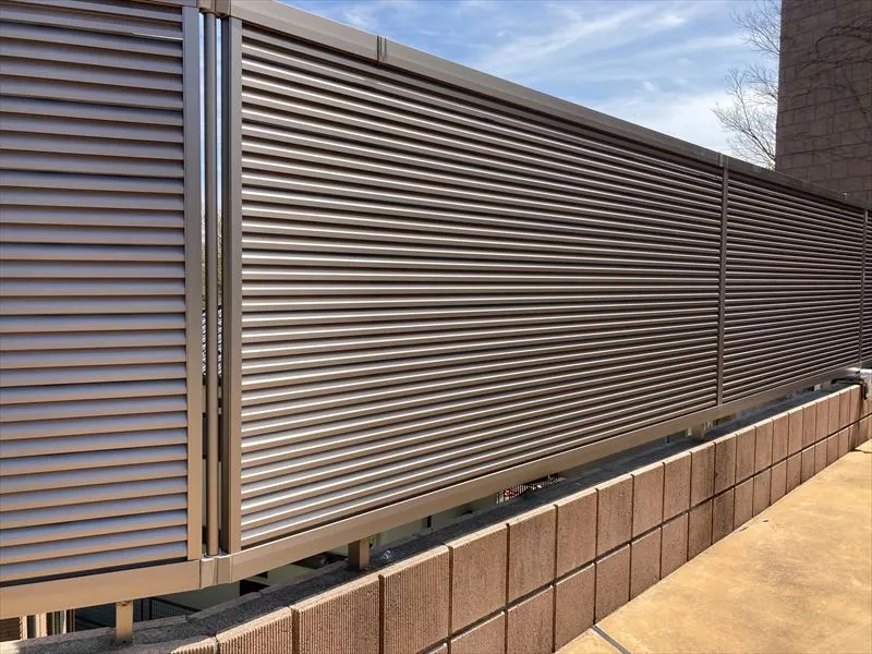 形状で選ぶフェンスの種類について